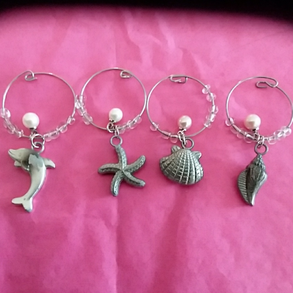 Sea Wine Charm Set (HW6)